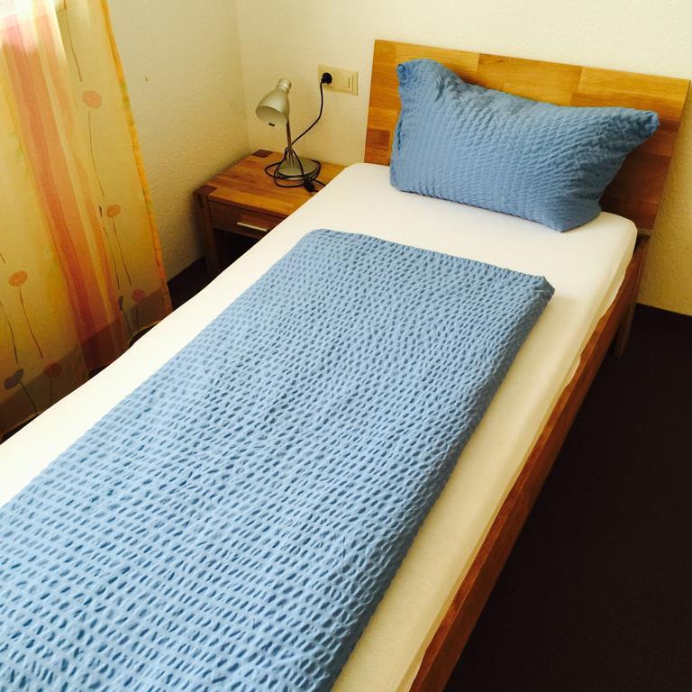 Hotel-Zahringerstube Neuenburg am Rhein Room photo